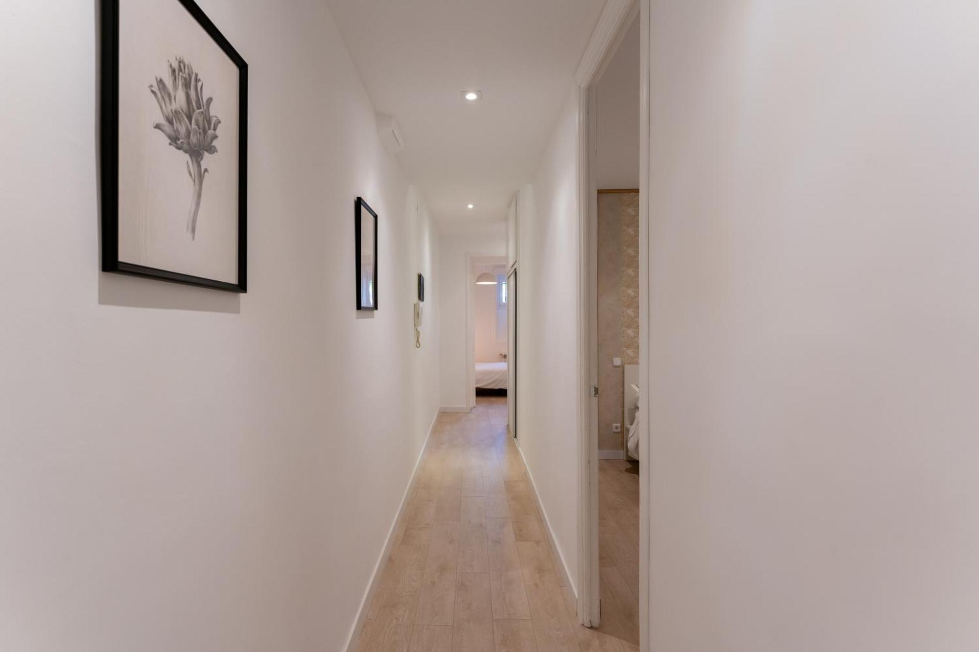 Luxe Apartment In Chamberi Chic Madrid Luaran gambar