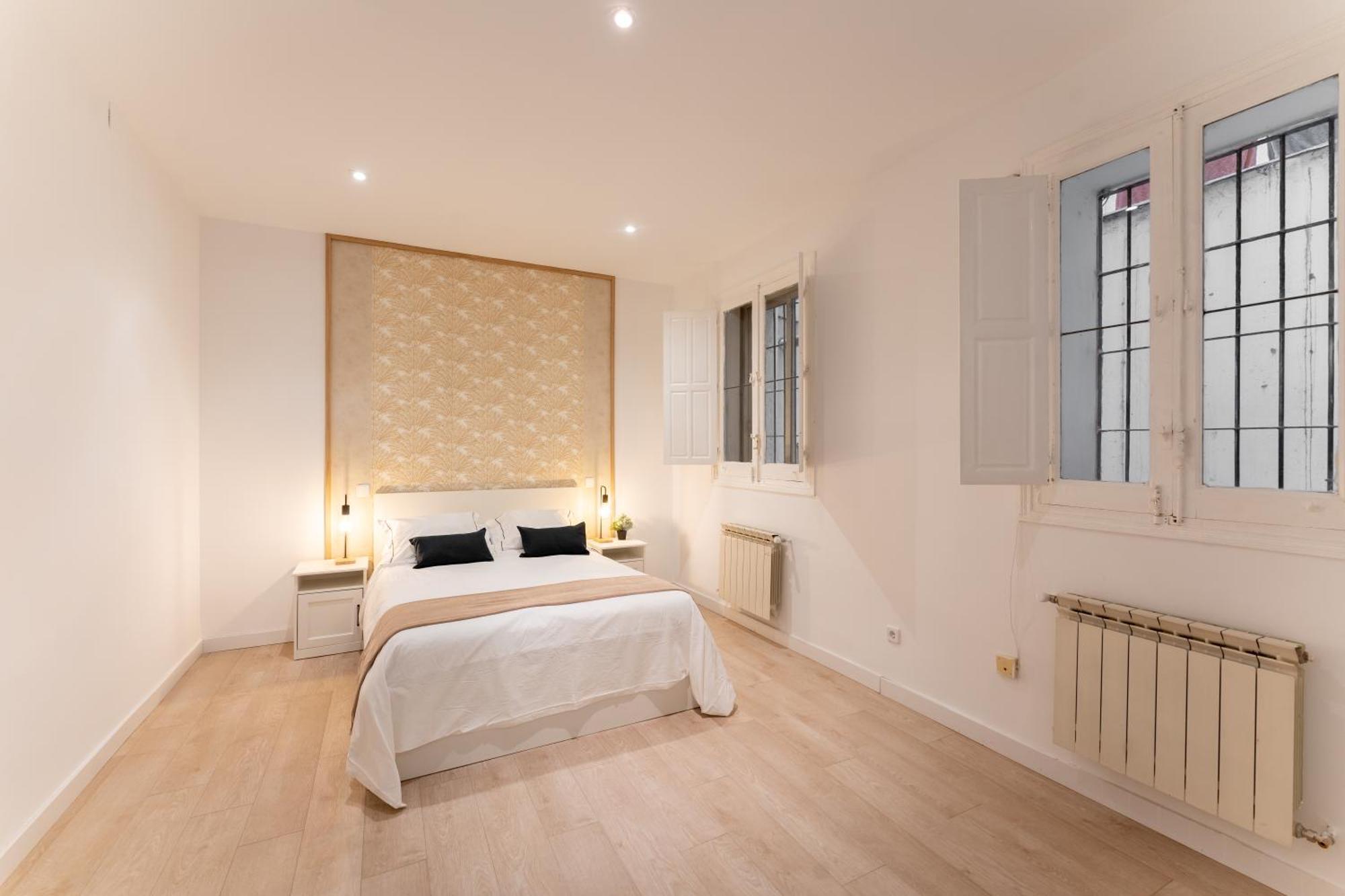 Luxe Apartment In Chamberi Chic Madrid Luaran gambar