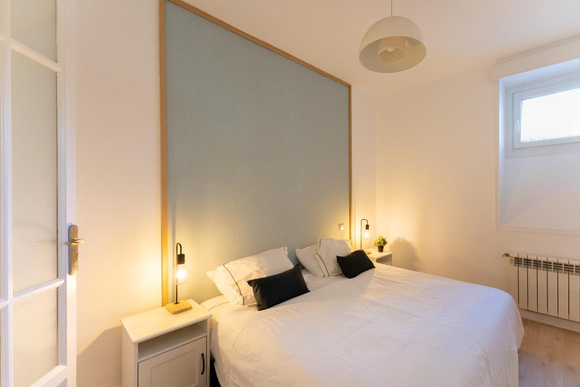 Luxe Apartment In Chamberi Chic Madrid Luaran gambar
