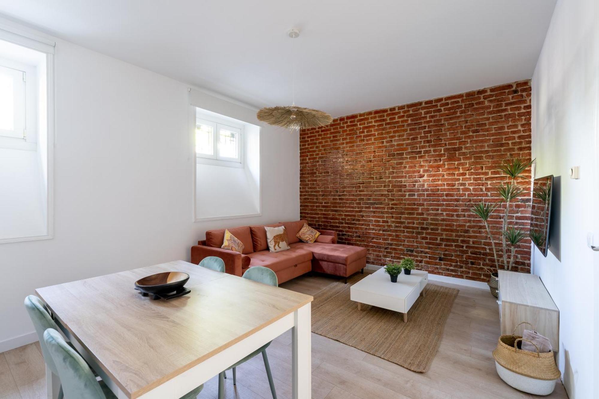 Luxe Apartment In Chamberi Chic Madrid Luaran gambar