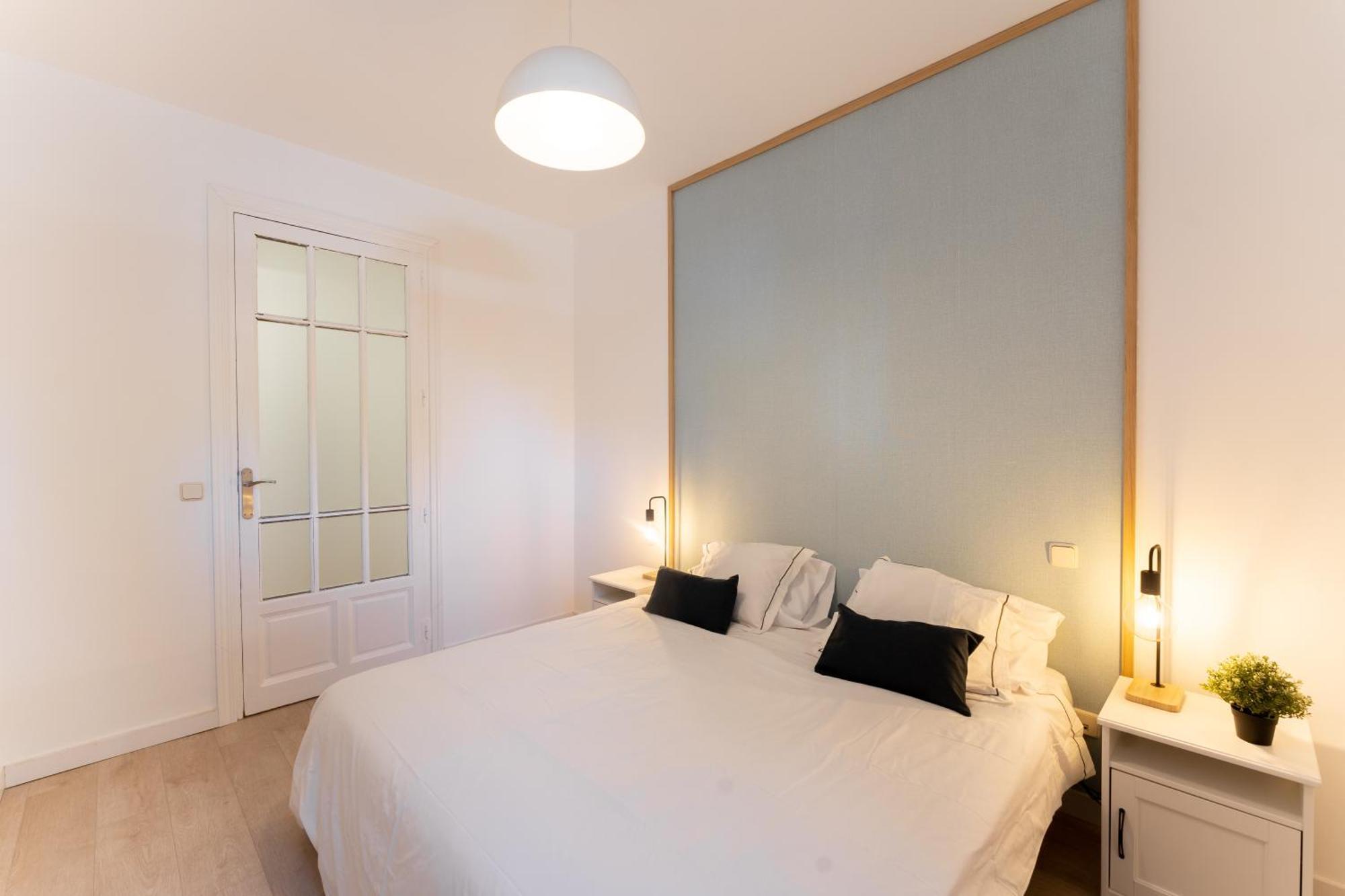 Luxe Apartment In Chamberi Chic Madrid Luaran gambar