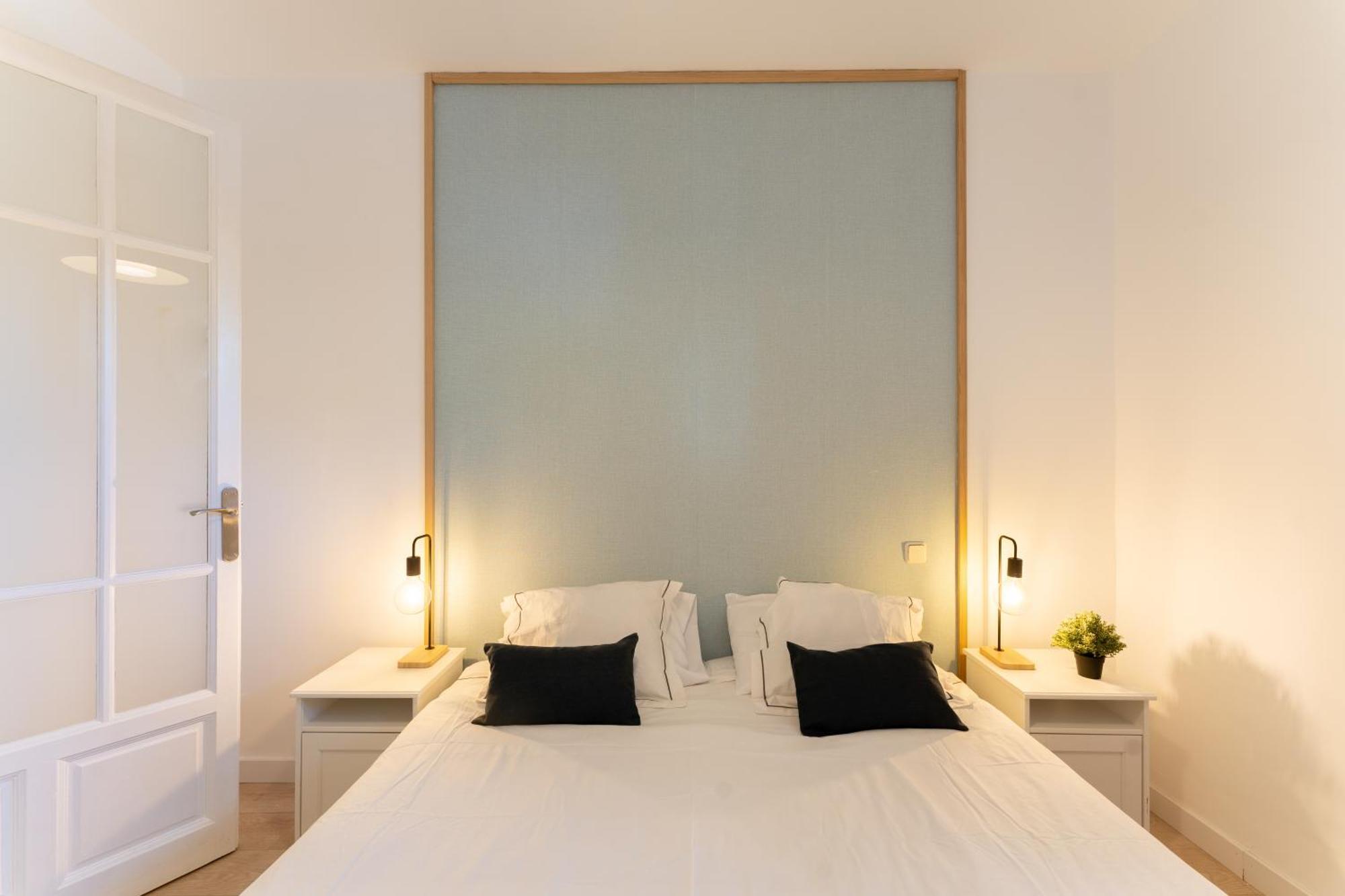 Luxe Apartment In Chamberi Chic Madrid Luaran gambar