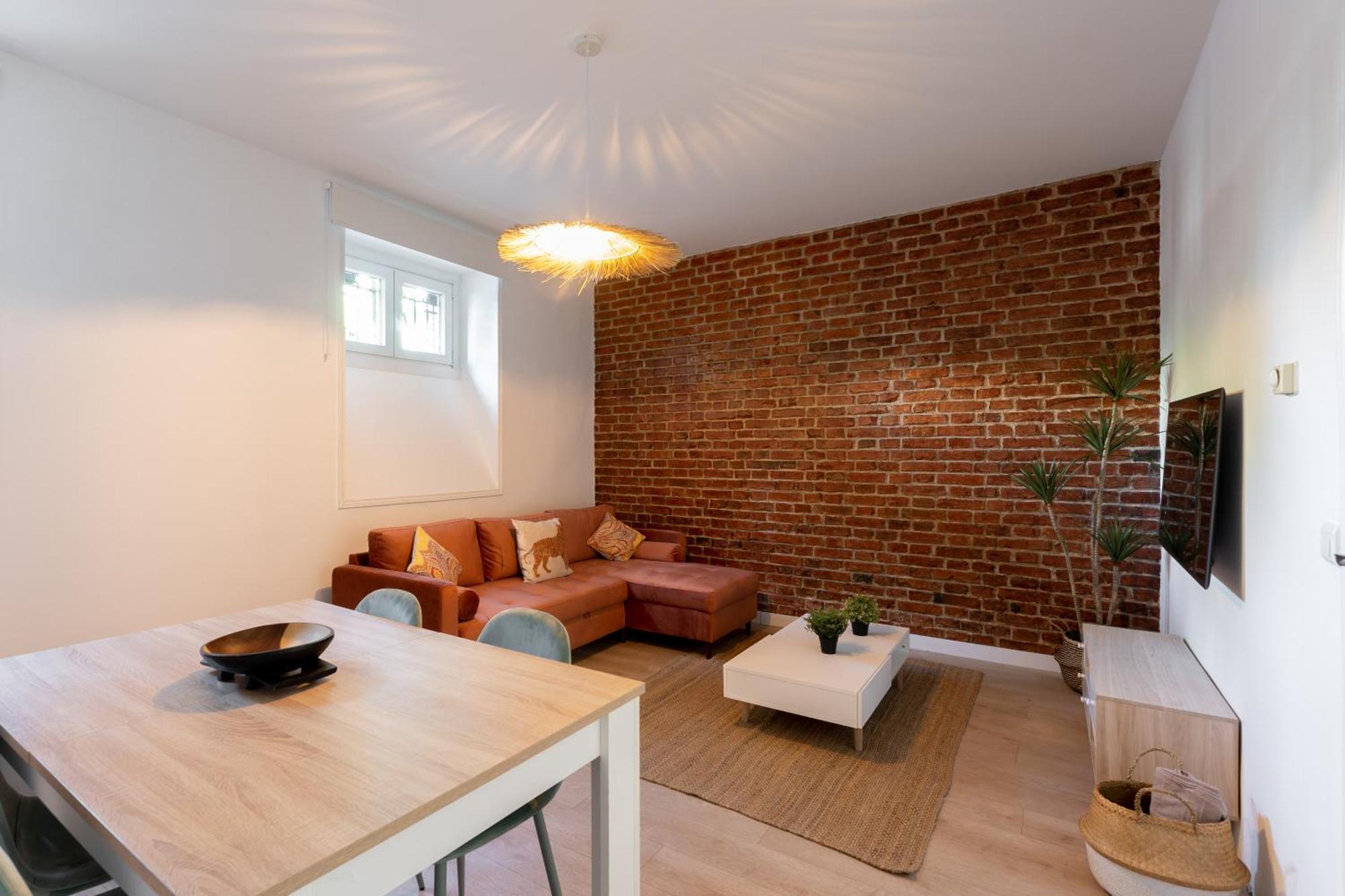 Luxe Apartment In Chamberi Chic Madrid Luaran gambar